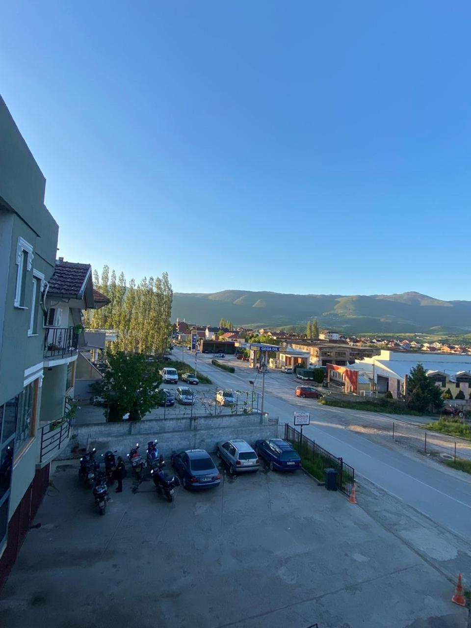 Arbi Guest House Kukes Экстерьер фото